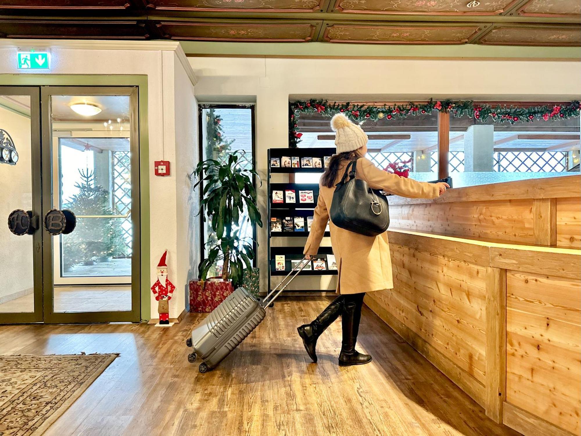 ホテル Clc Alpine Centre ザールフェルデン・アム・シュタイナーネン・メアー エクステリア 写真