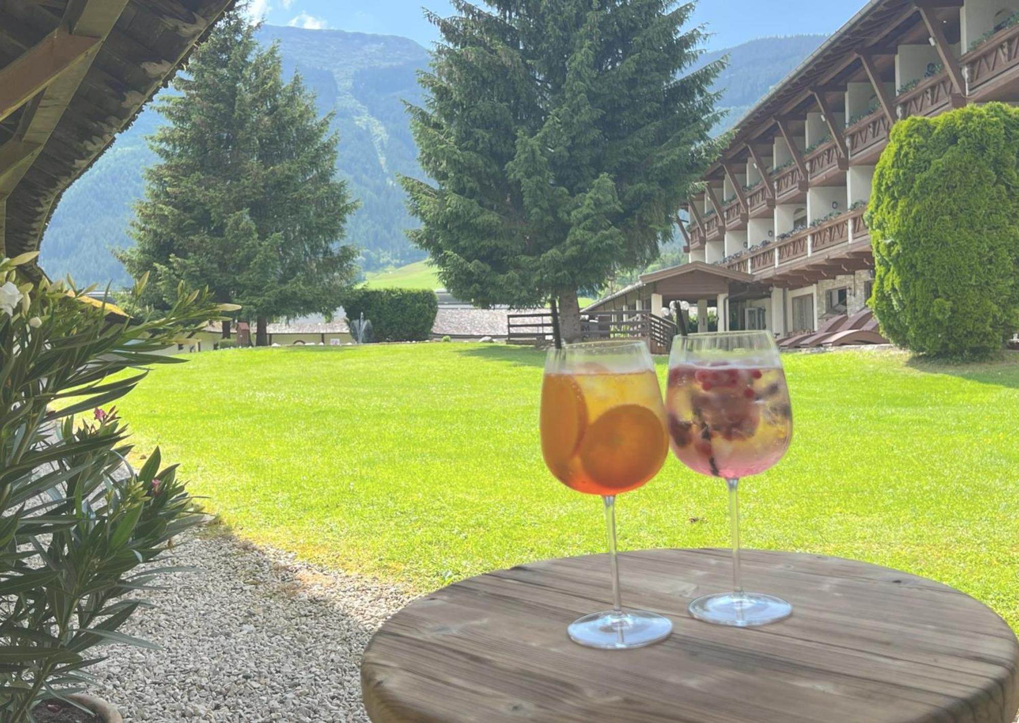 ホテル Clc Alpine Centre ザールフェルデン・アム・シュタイナーネン・メアー エクステリア 写真